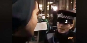 Alldaynews.gr Έλληνας βρίζει χυδαία Βρετανό αστυνομικό και αυτός τον αποστομώνει στα Ελληνικά (video)