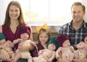 Πώς να τρομάξεις υποψήφιους γονείς: Δείξε αυτό το βίντεο! Ταΐζουν και κάνουν μπάνιο πεντάδυμα