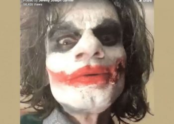 Άνδρας μιμείται τον Joker και απειλεί να σκοτώσει κόσμο σε ζωντανή μετάδοση (video)