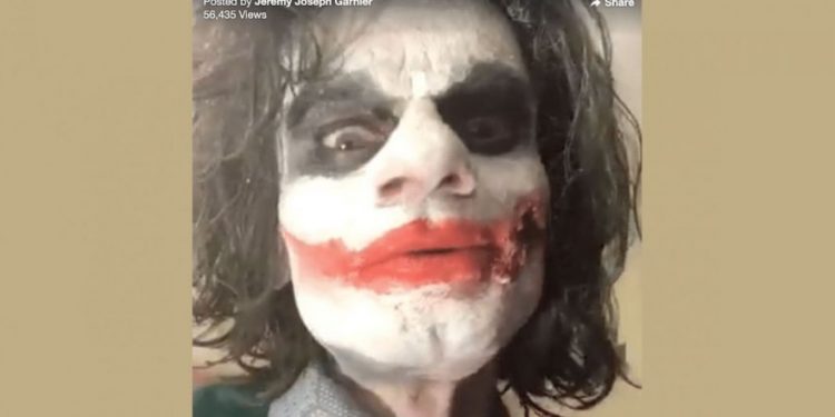 Alldaynews.gr Άνδρας μιμείται τον Joker και απειλεί να σκοτώσει κόσμο σε ζωντανή μετάδοση (video)