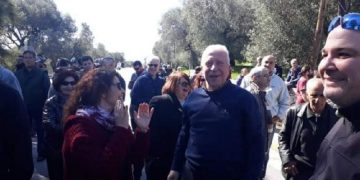 Κώστας Μουτζούρης: Δεχόμαστε επίθεση – Εκτάκτως στο μπλόκο της Μόριας ο Περιφερειάρχης