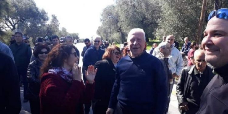 Κώστας Μουτζούρης: Δεχόμαστε επίθεση – Εκτάκτως στο μπλόκο της Μόριας ο Περιφερειάρχης