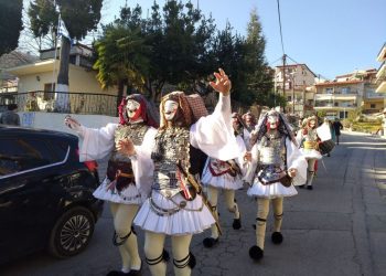Γενίτσαροι και Μπούλες στη Νάουσα παρά την απαγόρευση! (pics)
