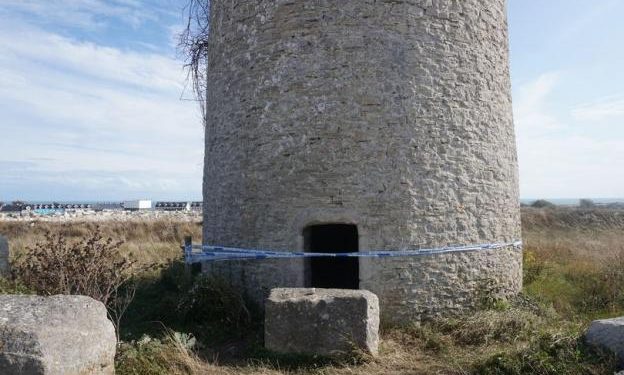 Alldaynews.gr Βίασε 11χρονο κορίτσι σε εγκαταλειμμένο ανεμόμυλο