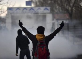 Οι ποινικοί ψευτοπρόσφυγες που εκθέτουν τον Ερντογάν- “Οι γ@αμημενοι οι Έλληνες δεν ανοίγουν τα σύνορα” (video)