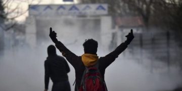 Alldaynews.gr Οι ποινικοί ψευτοπρόσφυγες που εκθέτουν τον Ερντογάν- “Οι γ@αμημενοι οι Έλληνες δεν ανοίγουν τα σύνορα” (video)