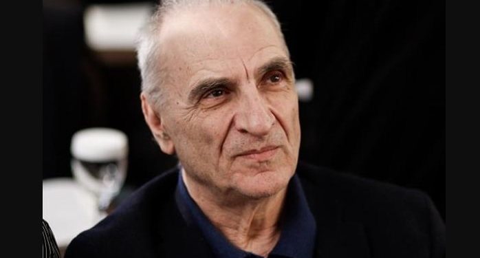 Γ. Βαρεμένος για Έβρο: «Έχουν χτίσει βίλες, βγήκαν με καραμπίνες να τις προστατεύσουν»[video]