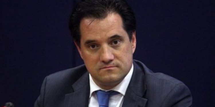 Alldaynews.gr Αναλαμβάνουμε την αποπληρωμή δανείων επιχειρήσεων για 3 μήνες- Τι θα γίνει με τις επιταγές;