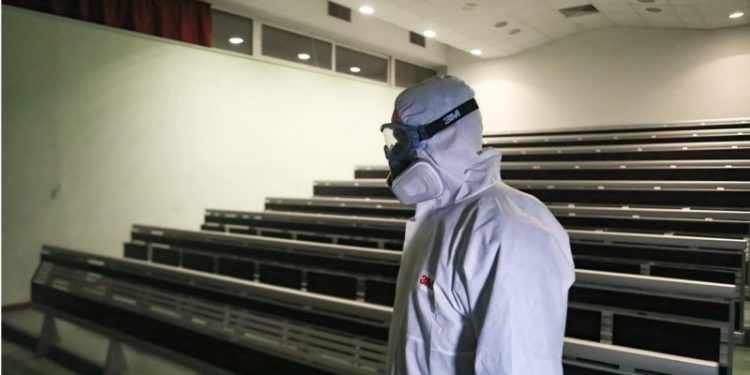 Alldaynews.gr Καθηγητής Άγγελος Χατζάκης για κορονοϊό: 15 Μαίου θα έχουν τελειώσει όλα