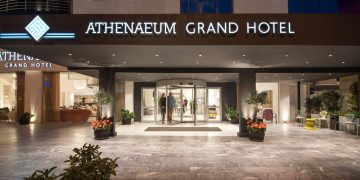 Alldaynews.gr Αυτοί έκαψαν το Athenaeum Palace στη Λεωφόρο Συγγρού! Τέσσερις συλλήψεις