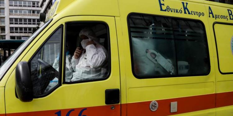 Alldaynews.gr ΕΚΑΒ-ekab-ekav-ασθενοφόρο-ασθενοφώρο-ambulance