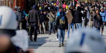 Alldaynews.gr Βόρειο Αιγαίο: Εμφύλιος και κινητοποιήσεις για τις ΜΚΟ σε Λέσβο-Χίο-Σάμο