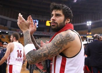 Η δωρεά του Γιώργου Πρίντεζη στο νοσοκομείο της Σύρου