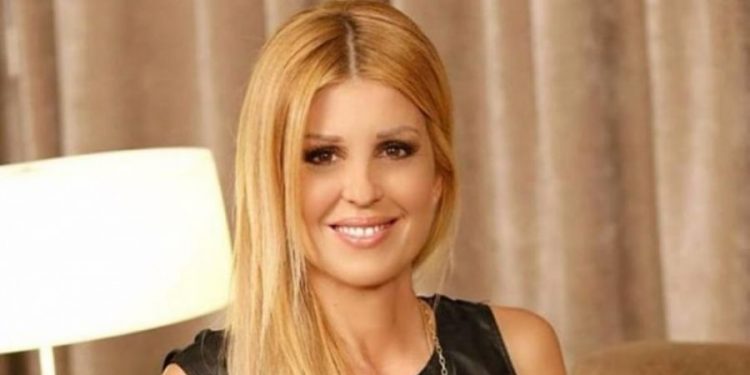 Έλενα Ράπτη: Εγώ σήμερα κοινώνησα και θα συνεχίσω να κοινωνώ