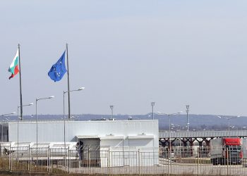 DW: Γιατί επικρατεί ησυχία στα σύνορα Βουλγαρίας- Τουρκίας ενώ ασκείται πίεση στα ελληνοτουρκικά