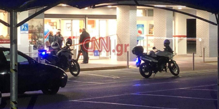 Αστυνομικός εκτέλεσε την πρώην σύζυγό του και μια φίλη της έξω από σούπερ μάρκετ στην Κηφισιά – Τι είπε στους συναδέλφους του που τον συνέλαβαν [pics]