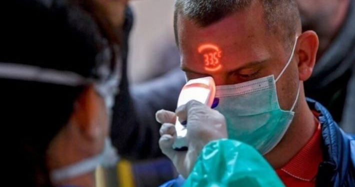 Το ρίσκο της Σουηδίας έπιασε χωρίς καραντίνα