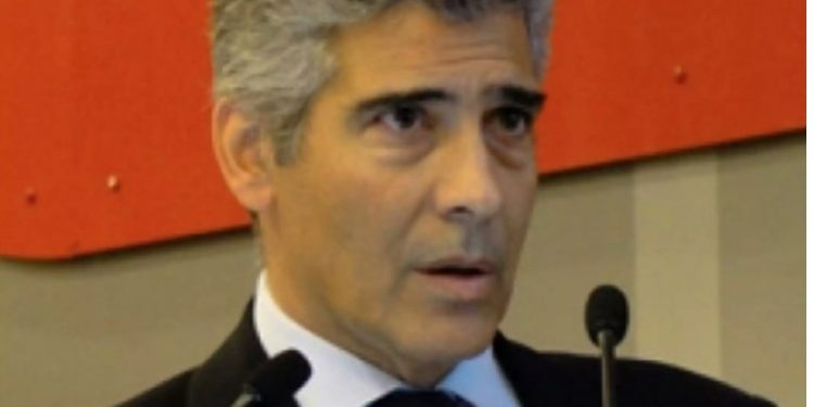 Alldaynews.gr Πρόεδρος της Ιατρικής Σχολής Αθηνών: «Είμαι θετικός στον κορονοϊό»