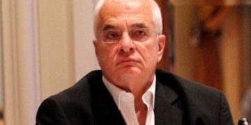Alldaynews.gr Πρετεντέρης: «Είμαι σπίτι με τα βιβλία μου! Άντε να μην πάρουμε καμία ανάποδη»