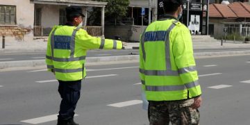 Alldaynews.gr Κορονοϊός: Με ένταλμα θα ελέγχουν τα σπίτια