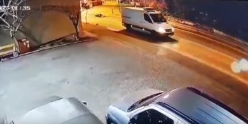 Ελλάδα 2020: Ήταν τραυματισμένη στο οδόστρωμα αλλά κανείς δεν σταματούσε να βοηθήσει[Video ΣΟΚ]