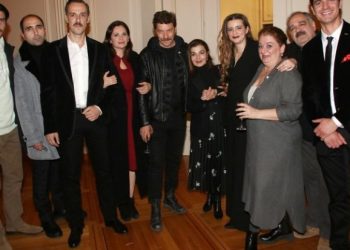 Αποχωρήσεις ηθοποιών στις “Άγριες Μέλισσες”