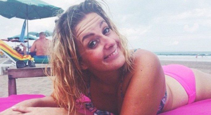 Alldaynews.gr Έφαγε κέρατο και από αντίδραση γύρισε όλο τον πλανήτη και πήγαινε με αγνώστους!