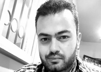 Οργή για στέλεχος της ΝΔ που… χάρηκε για το κάψιμο προσφυγικής δομής στη Λέσβο[Δείτε Ντοκουμέντα]