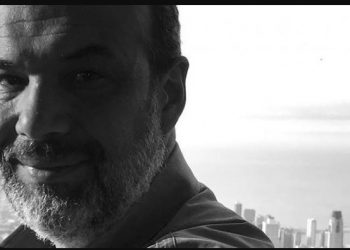 «Αν έχετε πρόσβαση στον Μητσοτάκη, πείτε του να απαγορεύσει την κυκλοφορία αύριο!»Έλληνας καθηγητής Ιατρικής στη Σορβόννη