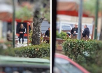 Ανοιχτό καφενείο μοιράζει μεζέδες σε πλαστικά πιάτα![Δείτε Φωτογραφίες]