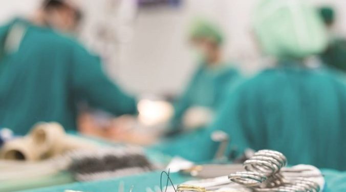 Alldaynews.gr Θρίλερ με τη νεκροψία 73χρονου: Μηνυτήρια αναφορά του ιατροδικαστή Αϊβατίδη – Φόβοι η πνευμονία να προήλθε από κορονοϊό