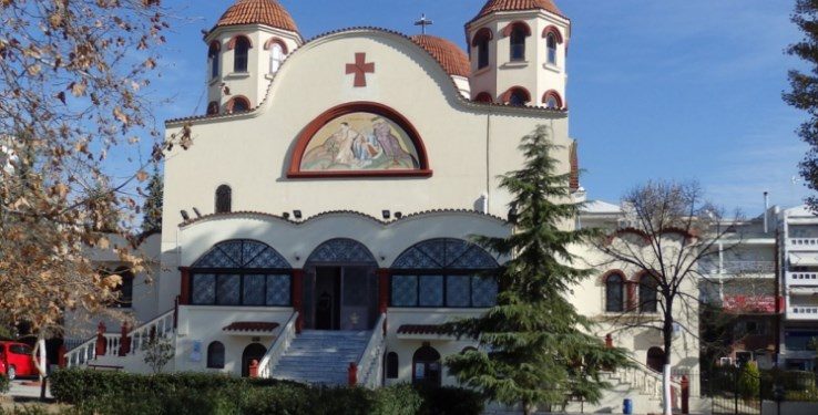 Alldaynews.gr Συμβαίνει Τώρα! Ο ιερέας του Προφήτη Ηλία Ηλιούπολης «κλειδώθηκε» στην εκκλησία με πιστούς παρά την απαγόρευση