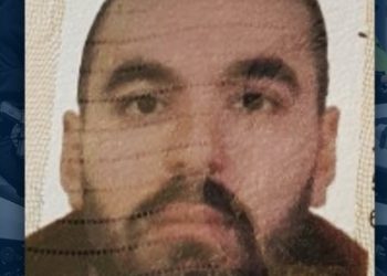Κορωνοϊός: Αυτός είναι ο 26χρονος Αλβανός που «έσπασε» την καραντίνα-Έβριζε και έφτυνε λέει ο Αστυνομικός[photo]