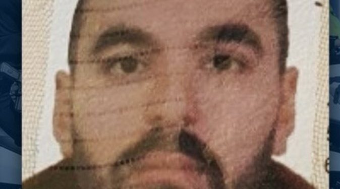 Κορωνοϊός: Αυτός είναι ο 26χρονος Αλβανός που «έσπασε» την καραντίνα-Έβριζε και έφτυνε λέει ο Αστυνομικός[photo]