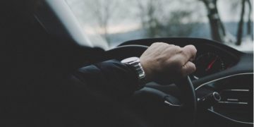 Alldaynews.gr Πώς θα μετακινούνται με αυτοκίνητο οι εργαζόμενοι που δεν οδηγούν