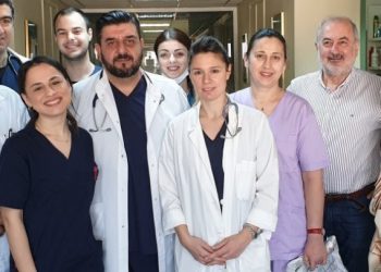 Οι ήρωες του ΑΧΕΠΑ που μάχονται με τον φονικό ιό[photos]