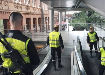 Στους δρόμους βγήκε ο στρατός στην Ισπανία – Μέχρι τα μεσάνυχτα κλείνουν τα σύνορα (Photos)