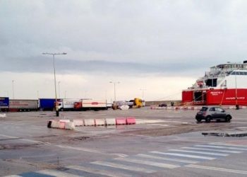 Κραυγή αγωνίας από Άνδρο, Τήνο και Μύκονο: Κίνδυνος να μείνουν χωρίς πλοίο την επόμενη εβδομάδα