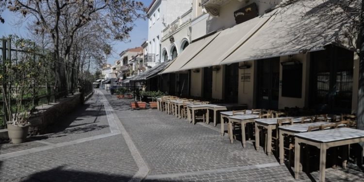 Χάνουν τον μισθό τους Χιλιάδες Εργαζόμενοι από τις Επιχειρήσεις που Έκλεισαν με Κρατική Εντολή