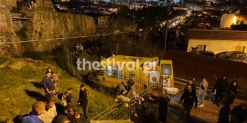 Alldaynews.gr Πτώση νεαρής από τα τείχη της Θεσσαλονίκης – Μεταφέρθηκε στο νοσοκομείο (pics, video)
