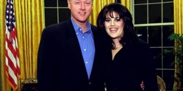 Alldaynews.gr Μπιλ Κλίντον: «Έκανα σεξ με τη Λεβίνσκι γιατί είχα πολύ άγχος» (videos)