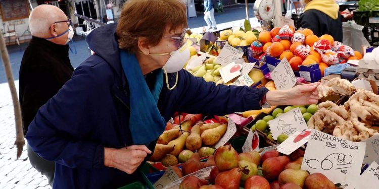 Alldaynews.gr ΕΦΕΤ: Δεν “κολλάει” ο κορονοϊός από τα τρόφιμα- Όλα τα στοιχεία για καταναλωτές και επιχειρήσεις