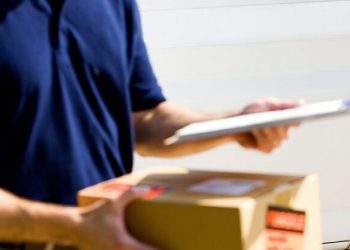 Σε καραντίνα εταιρεία Courier! Άραγε πόσα πακέτα μοίρασαν την τελευταία εβδομάδα;