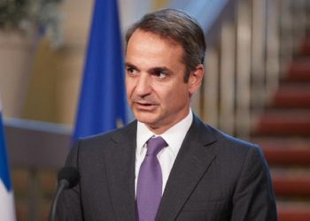 Αφού αποφάσισε η Ιερά Σύνοδος την αναστολή λειτουργιών… βγήκε και ο Μητσοτάκης να ανακοινώσει το ίδιο ως δική του απόφαση!