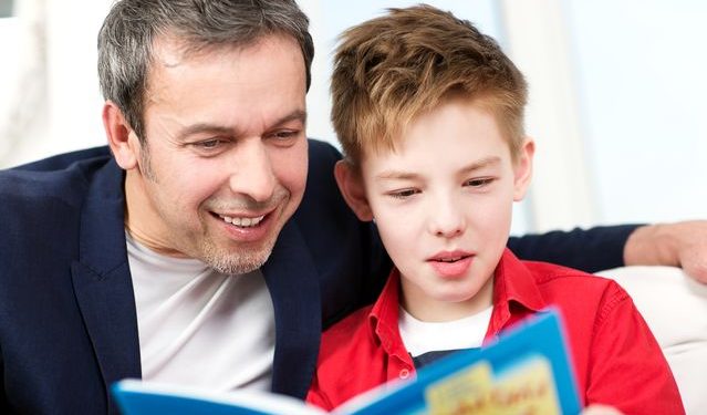 Alldaynews.gr 15νθήμερη άδεια λόγω των κλειστών σχολείων σε κάθε γονιό