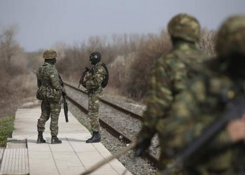 Τουρκικά πυρά στον Έβρο πάνω από ελληνικό τζιπ