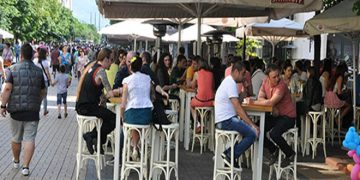 Alldaynews.gr Έβρος: Πάνε στην Βουλγαρία για καφέ και φαγητό, λόγω των απαγορεύσεων για τον κορωνοϊό