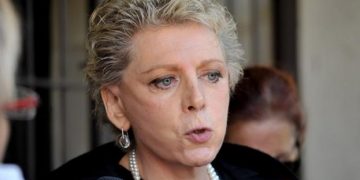 Alldaynews.gr Κορωνοϊός: Ο δεκάλογος της Έλενας Ακρίτα – Τα γίδια και τα κολλητάρια