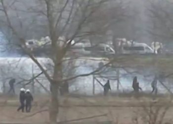 Έβρος. ΤΩΡΑ: Νέα επεισόδια στις Καστανιές! Μάχες μπροστά στην κάμερα (Βίντεο)