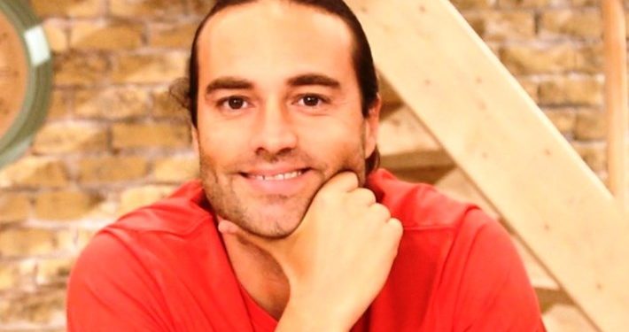 Κορωνοϊός: Σε κατ’ οίκον περιορισμό ο Κώστας Φραγκολιάς